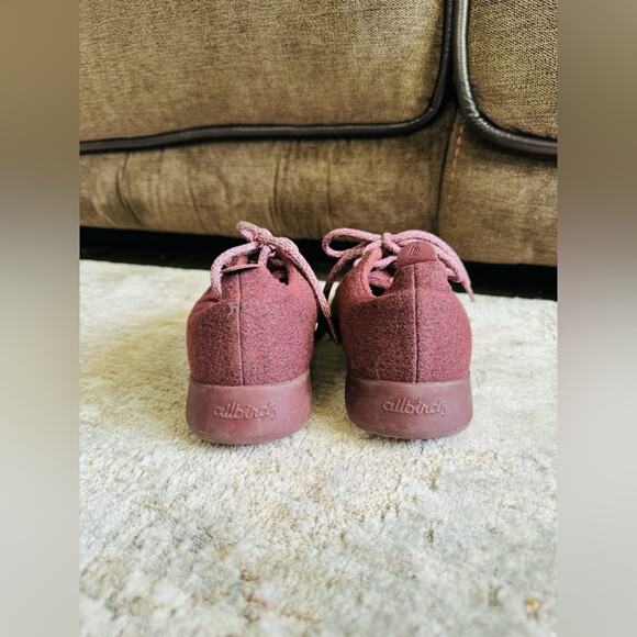 Allbirds Women’s Tuke Wool Runners burgundy maroon woman’s size 10 - Picture 5 of 8